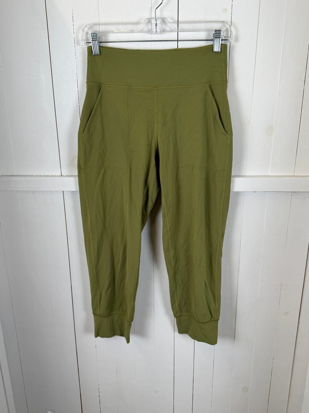 Lululemon Green Jogger Pants Size 6 Women's Activewear